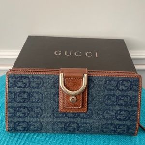 Rare! Authentic Gucci GG Denim Abbey Wallet